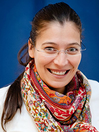 Dr. Iris Pia Schenk